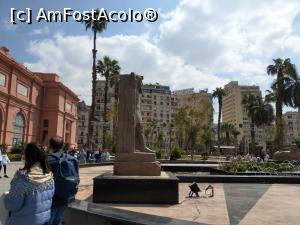 [P02] Vedere laterală spre statuia lui Ramses al II-lea în fața muzeului. » foto by maryka
 - 
<span class="allrVoted glyphicon glyphicon-heart hidden" id="av1225057"></span>
<a class="m-l-10 hidden" id="sv1225057" onclick="voting_Foto_DelVot(,1225057,8066)" role="button">șterge vot <span class="glyphicon glyphicon-remove"></span></a>
<a id="v91225057" class=" c-red"  onclick="voting_Foto_SetVot(1225057)" role="button"><span class="glyphicon glyphicon-heart-empty"></span> <b>LIKE</b> = Votează poza</a> <img class="hidden"  id="f1225057W9" src="/imagini/loader.gif" border="0" /><span class="AjErrMes hidden" id="e1225057ErM"></span>