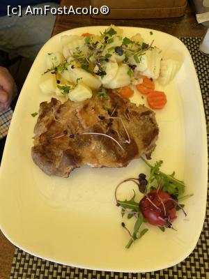 P17 [MAY-2023] L Ponton Giurgiu.Ceafa de porc la gratar cu cartofi natur.