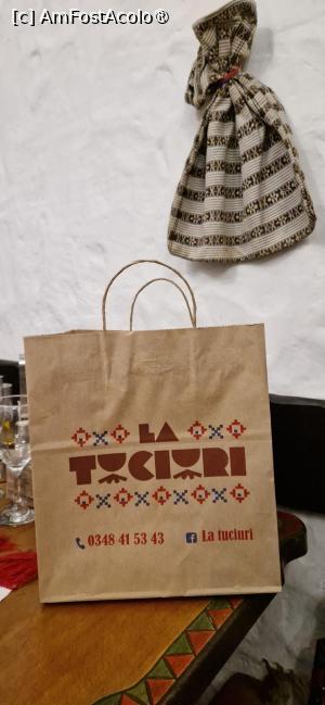 [P52] 52. Ce nu am putut mânca am luat la pachet în această pungă. Mi-a plăcut mult sigla. » foto by doinafil
 - 
<span class="allrVoted glyphicon glyphicon-heart hidden" id="av1506892"></span>
<a class="m-l-10 hidden" id="sv1506892" onclick="voting_Foto_DelVot(,1506892,8103)" role="button">șterge vot <span class="glyphicon glyphicon-remove"></span></a>
<a id="v91506892" class=" c-red"  onclick="voting_Foto_SetVot(1506892)" role="button"><span class="glyphicon glyphicon-heart-empty"></span> <b>LIKE</b> = Votează poza</a> <img class="hidden"  id="f1506892W9" src="/imagini/loader.gif" border="0" /><span class="AjErrMes hidden" id="e1506892ErM"></span>