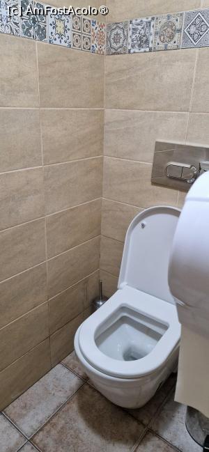 [P56] 56. Vasul de WC, curat și el. » foto by doinafil
 - 
<span class="allrVoted glyphicon glyphicon-heart hidden" id="av1506896"></span>
<a class="m-l-10 hidden" id="sv1506896" onclick="voting_Foto_DelVot(,1506896,8103)" role="button">șterge vot <span class="glyphicon glyphicon-remove"></span></a>
<a id="v91506896" class=" c-red"  onclick="voting_Foto_SetVot(1506896)" role="button"><span class="glyphicon glyphicon-heart-empty"></span> <b>LIKE</b> = Votează poza</a> <img class="hidden"  id="f1506896W9" src="/imagini/loader.gif" border="0" /><span class="AjErrMes hidden" id="e1506896ErM"></span>