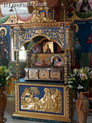 [P04] Racla cu  moaștele Sfintei Maria Magdalena » foto by kemi27
 - 
<span class="allrVoted glyphicon glyphicon-heart hidden" id="av1485995"></span>
<a class="m-l-10 hidden" id="sv1485995" onclick="voting_Foto_DelVot(,1485995,8118)" role="button">șterge vot <span class="glyphicon glyphicon-remove"></span></a>
<a id="v91485995" class=" c-red"  onclick="voting_Foto_SetVot(1485995)" role="button"><span class="glyphicon glyphicon-heart-empty"></span> <b>LIKE</b> = Votează poza</a> <img class="hidden"  id="f1485995W9" src="/imagini/loader.gif" border="0" /><span class="AjErrMes hidden" id="e1485995ErM"></span>