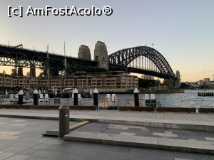 [P34] Harbour Bridge văzut dinspre Circular Quai » foto by AZE
 - 
<span class="allrVoted glyphicon glyphicon-heart hidden" id="av1387622"></span>
<a class="m-l-10 hidden" id="sv1387622" onclick="voting_Foto_DelVot(,1387622,8165)" role="button">șterge vot <span class="glyphicon glyphicon-remove"></span></a>
<a id="v91387622" class=" c-red"  onclick="voting_Foto_SetVot(1387622)" role="button"><span class="glyphicon glyphicon-heart-empty"></span> <b>LIKE</b> = Votează poza</a> <img class="hidden"  id="f1387622W9" src="/imagini/loader.gif" border="0" /><span class="AjErrMes hidden" id="e1387622ErM"></span>