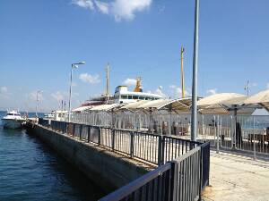 [P05] ' Peronul de asteptare '.  » foto by vioricanik
 - 
<span class="allrVoted glyphicon glyphicon-heart hidden" id="av538033"></span>
<a class="m-l-10 hidden" id="sv538033" onclick="voting_Foto_DelVot(,538033,8221)" role="button">șterge vot <span class="glyphicon glyphicon-remove"></span></a>
<a id="v9538033" class=" c-red"  onclick="voting_Foto_SetVot(538033)" role="button"><span class="glyphicon glyphicon-heart-empty"></span> <b>LIKE</b> = Votează poza</a> <img class="hidden"  id="f538033W9" src="/imagini/loader.gif" border="0" /><span class="AjErrMes hidden" id="e538033ErM"></span>