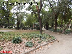 [P21] În Jardins del Reial, spre Museu de Cienciès Naturals » foto by Costi
 - 
<span class="allrVoted glyphicon glyphicon-heart hidden" id="av927299"></span>
<a class="m-l-10 hidden" id="sv927299" onclick="voting_Foto_DelVot(,927299,8268)" role="button">șterge vot <span class="glyphicon glyphicon-remove"></span></a>
<a id="v9927299" class=" c-red"  onclick="voting_Foto_SetVot(927299)" role="button"><span class="glyphicon glyphicon-heart-empty"></span> <b>LIKE</b> = Votează poza</a> <img class="hidden"  id="f927299W9" src="/imagini/loader.gif" border="0" /><span class="AjErrMes hidden" id="e927299ErM"></span>