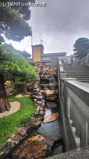 [P10] Aleea continua cu pasarela care duce la manastirea Chin Lin. » foto by geani anto
 - 
<span class="allrVoted glyphicon glyphicon-heart hidden" id="av1521186"></span>
<a class="m-l-10 hidden" id="sv1521186" onclick="voting_Foto_DelVot(,1521186,8285)" role="button">șterge vot <span class="glyphicon glyphicon-remove"></span></a>
<a id="v91521186" class=" c-red"  onclick="voting_Foto_SetVot(1521186)" role="button"><span class="glyphicon glyphicon-heart-empty"></span> <b>LIKE</b> = Votează poza</a> <img class="hidden"  id="f1521186W9" src="/imagini/loader.gif" border="0" /><span class="AjErrMes hidden" id="e1521186ErM"></span>