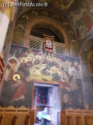 [P13] Biserica schitului Sf. Nicolae Giurgiu, interior » foto by Michi
 - 
<span class="allrVoted glyphicon glyphicon-heart hidden" id="av1440375"></span>
<a class="m-l-10 hidden" id="sv1440375" onclick="voting_Foto_DelVot(,1440375,8317)" role="button">șterge vot <span class="glyphicon glyphicon-remove"></span></a>
<a id="v91440375" class=" c-red"  onclick="voting_Foto_SetVot(1440375)" role="button"><span class="glyphicon glyphicon-heart-empty"></span> <b>LIKE</b> = Votează poza</a> <img class="hidden"  id="f1440375W9" src="/imagini/loader.gif" border="0" /><span class="AjErrMes hidden" id="e1440375ErM"></span>