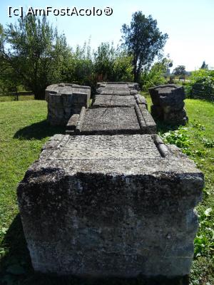 [P18] Crucea creată de sculptorul Oscar Spaethe în 1913, amplasată inițial pe Dealul Domnului și spartă la cutremurul din 1977.  » foto by tata123 🔱
 - 
<span class="allrVoted glyphicon glyphicon-heart hidden" id="av1021326"></span>
<a class="m-l-10 hidden" id="sv1021326" onclick="voting_Foto_DelVot(,1021326,8317)" role="button">șterge vot <span class="glyphicon glyphicon-remove"></span></a>
<a id="v91021326" class=" c-red"  onclick="voting_Foto_SetVot(1021326)" role="button"><span class="glyphicon glyphicon-heart-empty"></span> <b>LIKE</b> = Votează poza</a> <img class="hidden"  id="f1021326W9" src="/imagini/loader.gif" border="0" /><span class="AjErrMes hidden" id="e1021326ErM"></span>