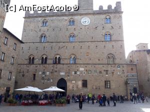 [P19] Volterra - Palazzo dei Priori, fosta primărie, cea mai importantă clădire din piață.  » foto by Aurici
 - 
<span class="allrVoted glyphicon glyphicon-heart hidden" id="av986206"></span>
<a class="m-l-10 hidden" id="sv986206" onclick="voting_Foto_DelVot(,986206,8341)" role="button">șterge vot <span class="glyphicon glyphicon-remove"></span></a>
<a id="v9986206" class=" c-red"  onclick="voting_Foto_SetVot(986206)" role="button"><span class="glyphicon glyphicon-heart-empty"></span> <b>LIKE</b> = Votează poza</a> <img class="hidden"  id="f986206W9" src="/imagini/loader.gif" border="0" /><span class="AjErrMes hidden" id="e986206ErM"></span>