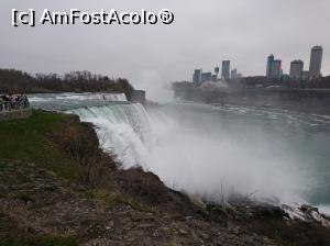 [P05] Cascada Niagara, vedere dinspre teritoriul american.  » foto by Dym57
 - 
<span class="allrVoted glyphicon glyphicon-heart hidden" id="av1069855"></span>
<a class="m-l-10 hidden" id="sv1069855" onclick="voting_Foto_DelVot(,1069855,8408)" role="button">șterge vot <span class="glyphicon glyphicon-remove"></span></a>
<a id="v91069855" class=" c-red"  onclick="voting_Foto_SetVot(1069855)" role="button"><span class="glyphicon glyphicon-heart-empty"></span> <b>LIKE</b> = Votează poza</a> <img class="hidden"  id="f1069855W9" src="/imagini/loader.gif" border="0" /><span class="AjErrMes hidden" id="e1069855ErM"></span>