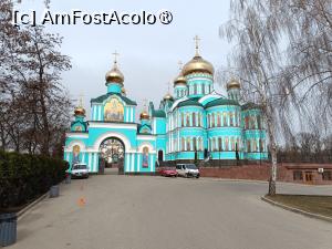 [P07] Mănăstirea Bănceni, Poarta și Catedrala 'Sf. Treime' pozate din exterior » foto by mprofeanu
 - 
<span class="allrVoted glyphicon glyphicon-heart hidden" id="av1504193"></span>
<a class="m-l-10 hidden" id="sv1504193" onclick="voting_Foto_DelVot(,1504193,8421)" role="button">șterge vot <span class="glyphicon glyphicon-remove"></span></a>
<a id="v91504193" class=" c-red"  onclick="voting_Foto_SetVot(1504193)" role="button"><span class="glyphicon glyphicon-heart-empty"></span> <b>LIKE</b> = Votează poza</a> <img class="hidden"  id="f1504193W9" src="/imagini/loader.gif" border="0" /><span class="AjErrMes hidden" id="e1504193ErM"></span>