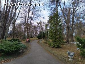 [P75] Cernăuți, Universitatea Națională „Iuri Fedkovici”, Parcul Dendrologic în luna martie » foto by mprofeanu
 - 
<span class="allrVoted glyphicon glyphicon-heart hidden" id="av1507667"></span>
<a class="m-l-10 hidden" id="sv1507667" onclick="voting_Foto_DelVot(,1507667,8421)" role="button">șterge vot <span class="glyphicon glyphicon-remove"></span></a>
<a id="v91507667" class=" c-red"  onclick="voting_Foto_SetVot(1507667)" role="button"><span class="glyphicon glyphicon-heart-empty"></span> <b>LIKE</b> = Votează poza</a> <img class="hidden"  id="f1507667W9" src="/imagini/loader.gif" border="0" /><span class="AjErrMes hidden" id="e1507667ErM"></span>