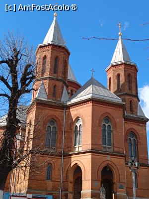 [P09] Cernăuți,  Biserica Armenească realizată de ahitectului ceh Josef Hlávka, intrarea » foto by mprofeanu
 - 
<span class="allrVoted glyphicon glyphicon-heart hidden" id="av1507601"></span>
<a class="m-l-10 hidden" id="sv1507601" onclick="voting_Foto_DelVot(,1507601,8421)" role="button">șterge vot <span class="glyphicon glyphicon-remove"></span></a>
<a id="v91507601" class=" c-red"  onclick="voting_Foto_SetVot(1507601)" role="button"><span class="glyphicon glyphicon-heart-empty"></span> <b>LIKE</b> = Votează poza</a> <img class="hidden"  id="f1507601W9" src="/imagini/loader.gif" border="0" /><span class="AjErrMes hidden" id="e1507601ErM"></span>