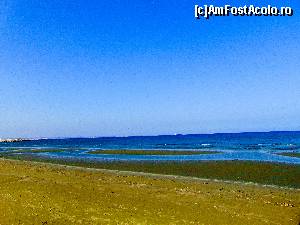 [P28] Finikoudes Beach -nisipul mi s-a părut că ar avea o culoare... verzuie... bine, nu vă aşteptaţi la un verde praz... am spus... verzuie » foto by GabrielaG
 - 
<span class="allrVoted glyphicon glyphicon-heart hidden" id="av612565"></span>
<a class="m-l-10 hidden" id="sv612565" onclick="voting_Foto_DelVot(,612565,8430)" role="button">șterge vot <span class="glyphicon glyphicon-remove"></span></a>
<a id="v9612565" class=" c-red"  onclick="voting_Foto_SetVot(612565)" role="button"><span class="glyphicon glyphicon-heart-empty"></span> <b>LIKE</b> = Votează poza</a> <img class="hidden"  id="f612565W9" src="/imagini/loader.gif" border="0" /><span class="AjErrMes hidden" id="e612565ErM"></span>