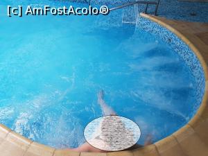 [P18] La intrarea în piscină este amenajată o zonă de jacuzzi.  » foto by Floryn81
 - 
<span class="allrVoted glyphicon glyphicon-heart hidden" id="av1127849"></span>
<a class="m-l-10 hidden" id="sv1127849" onclick="voting_Foto_DelVot(,1127849,8514)" role="button">șterge vot <span class="glyphicon glyphicon-remove"></span></a>
<a id="v91127849" class=" c-red"  onclick="voting_Foto_SetVot(1127849)" role="button"><span class="glyphicon glyphicon-heart-empty"></span> <b>LIKE</b> = Votează poza</a> <img class="hidden"  id="f1127849W9" src="/imagini/loader.gif" border="0" /><span class="AjErrMes hidden" id="e1127849ErM"></span>