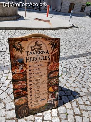 [P04] Prezentare e de fapt o Taverna » foto by FrancescaClara
 - 
<span class="allrVoted glyphicon glyphicon-heart hidden" id="av1536769"></span>
<a class="m-l-10 hidden" id="sv1536769" onclick="voting_Foto_DelVot(,1536769,8608)" role="button">șterge vot <span class="glyphicon glyphicon-remove"></span></a>
<a id="v91536769" class=" c-red"  onclick="voting_Foto_SetVot(1536769)" role="button"><span class="glyphicon glyphicon-heart-empty"></span> <b>LIKE</b> = Votează poza</a> <img class="hidden"  id="f1536769W9" src="/imagini/loader.gif" border="0" /><span class="AjErrMes hidden" id="e1536769ErM"></span>