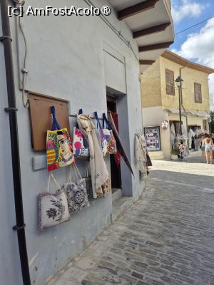 [P29] Lefkara - prin sat » foto by ANILU
 - 
<span class="allrVoted glyphicon glyphicon-heart hidden" id="av1506212"></span>
<a class="m-l-10 hidden" id="sv1506212" onclick="voting_Foto_DelVot(,1506212,8662)" role="button">șterge vot <span class="glyphicon glyphicon-remove"></span></a>
<a id="v91506212" class=" c-red"  onclick="voting_Foto_SetVot(1506212)" role="button"><span class="glyphicon glyphicon-heart-empty"></span> <b>LIKE</b> = Votează poza</a> <img class="hidden"  id="f1506212W9" src="/imagini/loader.gif" border="0" /><span class="AjErrMes hidden" id="e1506212ErM"></span>