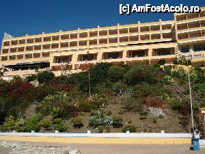 P17 [OCT-2012] Playabonita Hotel - dealul plin de flori și restaurantul