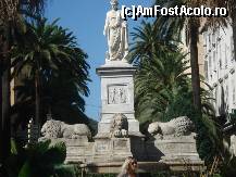 [P18] statuia lui napoleon, imparat roman, in piata foch » foto by a.sr*
 - 
<span class="allrVoted glyphicon glyphicon-heart hidden" id="av269779"></span>
<a class="m-l-10 hidden" id="sv269779" onclick="voting_Foto_DelVot(,269779,9033)" role="button">șterge vot <span class="glyphicon glyphicon-remove"></span></a>
<a id="v9269779" class=" c-red"  onclick="voting_Foto_SetVot(269779)" role="button"><span class="glyphicon glyphicon-heart-empty"></span> <b>LIKE</b> = Votează poza</a> <img class="hidden"  id="f269779W9" src="/imagini/loader.gif" border="0" /><span class="AjErrMes hidden" id="e269779ErM"></span>