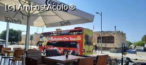 [P24] statia Bus Hop and Off din fata hotelului » foto by artemisa24
 - 
<span class="allrVoted glyphicon glyphicon-heart hidden" id="av1485443"></span>
<a class="m-l-10 hidden" id="sv1485443" onclick="voting_Foto_DelVot(,1485443,9101)" role="button">șterge vot <span class="glyphicon glyphicon-remove"></span></a>
<a id="v91485443" class=" c-red"  onclick="voting_Foto_SetVot(1485443)" role="button"><span class="glyphicon glyphicon-heart-empty"></span> <b>LIKE</b> = Votează poza</a> <img class="hidden"  id="f1485443W9" src="/imagini/loader.gif" border="0" /><span class="AjErrMes hidden" id="e1485443ErM"></span>