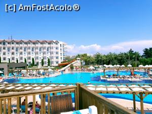 [P09] Hotelul si piscina » foto by T&T*
 - 
<span class="allrVoted glyphicon glyphicon-heart hidden" id="av1124284"></span>
<a class="m-l-10 hidden" id="sv1124284" onclick="voting_Foto_DelVot(,1124284,9244)" role="button">șterge vot <span class="glyphicon glyphicon-remove"></span></a>
<a id="v91124284" class=" c-red"  onclick="voting_Foto_SetVot(1124284)" role="button"><span class="glyphicon glyphicon-heart-empty"></span> <b>LIKE</b> = Votează poza</a> <img class="hidden"  id="f1124284W9" src="/imagini/loader.gif" border="0" /><span class="AjErrMes hidden" id="e1124284ErM"></span>