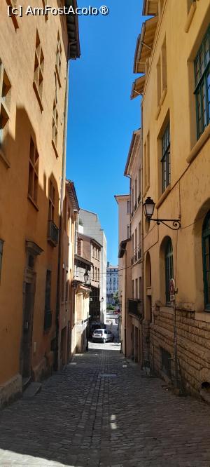 [P02] la pas prin Vieux Lyon » foto by Yolanda
 - 
<span class="allrVoted glyphicon glyphicon-heart hidden" id="av1541863"></span>
<a class="m-l-10 hidden" id="sv1541863" onclick="voting_Foto_DelVot(,1541863,9297)" role="button">șterge vot <span class="glyphicon glyphicon-remove"></span></a>
<a id="v91541863" class=" c-red"  onclick="voting_Foto_SetVot(1541863)" role="button"><span class="glyphicon glyphicon-heart-empty"></span> <b>LIKE</b> = Votează poza</a> <img class="hidden"  id="f1541863W9" src="/imagini/loader.gif" border="0" /><span class="AjErrMes hidden" id="e1541863ErM"></span>