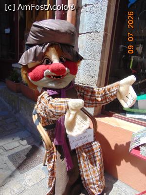 [P32] Bonjour! » foto by Yolanda
 - 
<span class="allrVoted glyphicon glyphicon-heart hidden" id="av1541893"></span>
<a class="m-l-10 hidden" id="sv1541893" onclick="voting_Foto_DelVot(,1541893,9297)" role="button">șterge vot <span class="glyphicon glyphicon-remove"></span></a>
<a id="v91541893" class=" c-red"  onclick="voting_Foto_SetVot(1541893)" role="button"><span class="glyphicon glyphicon-heart-empty"></span> <b>LIKE</b> = Votează poza</a> <img class="hidden"  id="f1541893W9" src="/imagini/loader.gif" border="0" /><span class="AjErrMes hidden" id="e1541893ErM"></span>