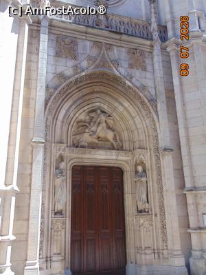 [P50] Catedrala Saint Jean » foto by Yolanda
 - 
<span class="allrVoted glyphicon glyphicon-heart hidden" id="av1541911"></span>
<a class="m-l-10 hidden" id="sv1541911" onclick="voting_Foto_DelVot(,1541911,9297)" role="button">șterge vot <span class="glyphicon glyphicon-remove"></span></a>
<a id="v91541911" class=" c-red"  onclick="voting_Foto_SetVot(1541911)" role="button"><span class="glyphicon glyphicon-heart-empty"></span> <b>LIKE</b> = Votează poza</a> <img class="hidden"  id="f1541911W9" src="/imagini/loader.gif" border="0" /><span class="AjErrMes hidden" id="e1541911ErM"></span>