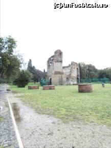 [P27] Ruine din Parcul lui Traian. » foto by TraianS
 - 
<span class="allrVoted glyphicon glyphicon-heart hidden" id="av183268"></span>
<a class="m-l-10 hidden" id="sv183268" onclick="voting_Foto_DelVot(,183268,9312)" role="button">șterge vot <span class="glyphicon glyphicon-remove"></span></a>
<a id="v9183268" class=" c-red"  onclick="voting_Foto_SetVot(183268)" role="button"><span class="glyphicon glyphicon-heart-empty"></span> <b>LIKE</b> = Votează poza</a> <img class="hidden"  id="f183268W9" src="/imagini/loader.gif" border="0" /><span class="AjErrMes hidden" id="e183268ErM"></span>