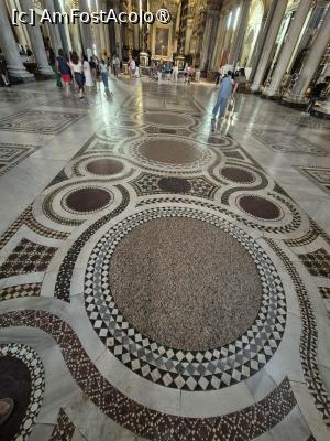 [P23] Santa Maria Maggiore » foto by adso
 - 
<span class="allrVoted glyphicon glyphicon-heart hidden" id="av1493764"></span>
<a class="m-l-10 hidden" id="sv1493764" onclick="voting_Foto_DelVot(,1493764,9312)" role="button">șterge vot <span class="glyphicon glyphicon-remove"></span></a>
<a id="v91493764" class=" c-red"  onclick="voting_Foto_SetVot(1493764)" role="button"><span class="glyphicon glyphicon-heart-empty"></span> <b>LIKE</b> = Votează poza</a> <img class="hidden"  id="f1493764W9" src="/imagini/loader.gif" border="0" /><span class="AjErrMes hidden" id="e1493764ErM"></span>