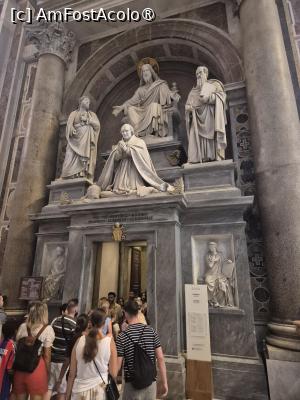 [P66] San Pietro in Vaticano » foto by adso
 - 
<span class="allrVoted glyphicon glyphicon-heart hidden" id="av1493807"></span>
<a class="m-l-10 hidden" id="sv1493807" onclick="voting_Foto_DelVot(,1493807,9312)" role="button">șterge vot <span class="glyphicon glyphicon-remove"></span></a>
<a id="v91493807" class=" c-red"  onclick="voting_Foto_SetVot(1493807)" role="button"><span class="glyphicon glyphicon-heart-empty"></span> <b>LIKE</b> = Votează poza</a> <img class="hidden"  id="f1493807W9" src="/imagini/loader.gif" border="0" /><span class="AjErrMes hidden" id="e1493807ErM"></span>