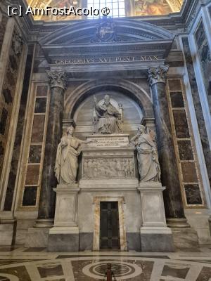 [P78] San Pietro in Vaticano » foto by adso
 - 
<span class="allrVoted glyphicon glyphicon-heart hidden" id="av1493819"></span>
<a class="m-l-10 hidden" id="sv1493819" onclick="voting_Foto_DelVot(,1493819,9312)" role="button">șterge vot <span class="glyphicon glyphicon-remove"></span></a>
<a id="v91493819" class=" c-red"  onclick="voting_Foto_SetVot(1493819)" role="button"><span class="glyphicon glyphicon-heart-empty"></span> <b>LIKE</b> = Votează poza</a> <img class="hidden"  id="f1493819W9" src="/imagini/loader.gif" border="0" /><span class="AjErrMes hidden" id="e1493819ErM"></span>
