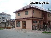[P17] Pensiunea Tricosib. In spate se vede si fosta cantina, in prezent restaurant » foto by Claudiu U.
 - 
<span class="allrVoted glyphicon glyphicon-heart hidden" id="av226736"></span>
<a class="m-l-10 hidden" id="sv226736" onclick="voting_Foto_DelVot(,226736,9473)" role="button">șterge vot <span class="glyphicon glyphicon-remove"></span></a>
<a id="v9226736" class=" c-red"  onclick="voting_Foto_SetVot(226736)" role="button"><span class="glyphicon glyphicon-heart-empty"></span> <b>LIKE</b> = Votează poza</a> <img class="hidden"  id="f226736W9" src="/imagini/loader.gif" border="0" /><span class="AjErrMes hidden" id="e226736ErM"></span>