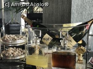 P02 [MAY-2018] Selectum Luxury - Romantic şi sexy - şampania de bun venit