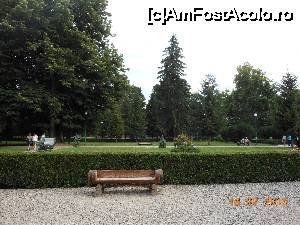 [P29] Mănăstirea Curtea de Argeș - În parcul din jurul bisericii.  » foto by iulianic
 - 
<span class="allrVoted glyphicon glyphicon-heart hidden" id="av700323"></span>
<a class="m-l-10 hidden" id="sv700323" onclick="voting_Foto_DelVot(,700323,9642)" role="button">șterge vot <span class="glyphicon glyphicon-remove"></span></a>
<a id="v9700323" class=" c-red"  onclick="voting_Foto_SetVot(700323)" role="button"><span class="glyphicon glyphicon-heart-empty"></span> <b>LIKE</b> = Votează poza</a> <img class="hidden"  id="f700323W9" src="/imagini/loader.gif" border="0" /><span class="AjErrMes hidden" id="e700323ErM"></span>