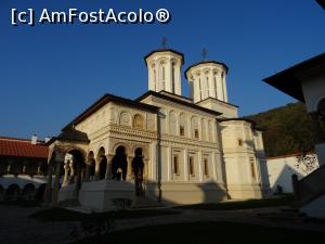 P02 [OCT-2019] Biserica „Sf. Împărați Constantin și Elena” - Mănăstirea Hurezi. 