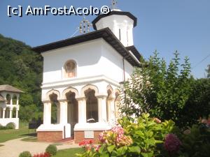 P05 [AUG-2016] Manastirea Surpatele-Monument de arta brancoveneasca. 