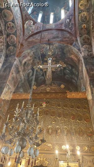 [P17] Biserica mănăstirii - interiorul » foto by Carmen Ion
 - 
<span class="allrVoted glyphicon glyphicon-heart hidden" id="av1466404"></span>
<a class="m-l-10 hidden" id="sv1466404" onclick="voting_Foto_DelVot(,1466404,9713)" role="button">șterge vot <span class="glyphicon glyphicon-remove"></span></a>
<a id="v91466404" class=" c-red"  onclick="voting_Foto_SetVot(1466404)" role="button"><span class="glyphicon glyphicon-heart-empty"></span> <b>LIKE</b> = Votează poza</a> <img class="hidden"  id="f1466404W9" src="/imagini/loader.gif" border="0" /><span class="AjErrMes hidden" id="e1466404ErM"></span>
