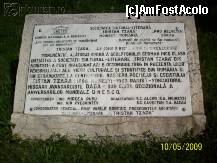 [P41] la implinirea a 100 de ani de la nasterea poetului Tristan Tzara a fost inaugurat un monument ridicat in memoria acestuia, in orasul Moinesti.(poza luata de pe internet) » foto by nicoletass
 - 
<span class="allrVoted glyphicon glyphicon-heart hidden" id="av237595"></span>
<a class="m-l-10 hidden" id="sv237595" onclick="voting_Foto_DelVot(,237595,9721)" role="button">șterge vot <span class="glyphicon glyphicon-remove"></span></a>
<a id="v9237595" class=" c-red"  onclick="voting_Foto_SetVot(237595)" role="button"><span class="glyphicon glyphicon-heart-empty"></span> <b>LIKE</b> = Votează poza</a> <img class="hidden"  id="f237595W9" src="/imagini/loader.gif" border="0" /><span class="AjErrMes hidden" id="e237595ErM"></span>