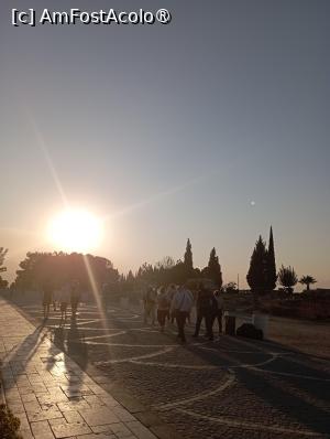 [P34] apus de soare peste Pamukkale » foto by Ella Elle
 - 
<span class="allrVoted glyphicon glyphicon-heart hidden" id="av1456428"></span>
<a class="m-l-10 hidden" id="sv1456428" onclick="voting_Foto_DelVot(,1456428,9765)" role="button">șterge vot <span class="glyphicon glyphicon-remove"></span></a>
<a id="v91456428" class=" c-red"  onclick="voting_Foto_SetVot(1456428)" role="button"><span class="glyphicon glyphicon-heart-empty"></span> <b>LIKE</b> = Votează poza</a> <img class="hidden"  id="f1456428W9" src="/imagini/loader.gif" border="0" /><span class="AjErrMes hidden" id="e1456428ErM"></span>