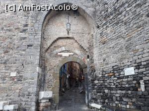 P03 [MAR-2018] Portovenere - poarta veche a orașului, deasupra căreia este o inscripție latină din anul 1113. 