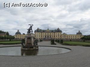 [P66] Fântâna lui Hercule și Palatul Drottningholm.  » foto by Aurici
 - 
<span class="allrVoted glyphicon glyphicon-heart hidden" id="av799933"></span>
<a class="m-l-10 hidden" id="sv799933" onclick="voting_Foto_DelVot(,799933,9962)" role="button">șterge vot <span class="glyphicon glyphicon-remove"></span></a>
<a id="v9799933" class=" c-red"  onclick="voting_Foto_SetVot(799933)" role="button"><span class="glyphicon glyphicon-heart-empty"></span> <b>LIKE</b> = Votează poza</a> <img class="hidden"  id="f799933W9" src="/imagini/loader.gif" border="0" /><span class="AjErrMes hidden" id="e799933ErM"></span>