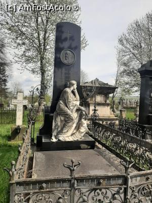 [P10] Cimitirul armenesc » foto by adso
 - 
<span class="allrVoted glyphicon glyphicon-heart hidden" id="av1529554"></span>
<a class="m-l-10 hidden" id="sv1529554" onclick="voting_Foto_DelVot(,1529554,9996)" role="button">șterge vot <span class="glyphicon glyphicon-remove"></span></a>
<a id="v91529554" class=" c-red"  onclick="voting_Foto_SetVot(1529554)" role="button"><span class="glyphicon glyphicon-heart-empty"></span> <b>LIKE</b> = Votează poza</a> <img class="hidden"  id="f1529554W9" src="/imagini/loader.gif" border="0" /><span class="AjErrMes hidden" id="e1529554ErM"></span>