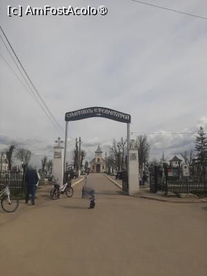 [P02] Cimitirul Eternitatea » foto by adso
 - 
<span class="allrVoted glyphicon glyphicon-heart hidden" id="av1529546"></span>
<a class="m-l-10 hidden" id="sv1529546" onclick="voting_Foto_DelVot(,1529546,9996)" role="button">șterge vot <span class="glyphicon glyphicon-remove"></span></a>
<a id="v91529546" class=" c-red"  onclick="voting_Foto_SetVot(1529546)" role="button"><span class="glyphicon glyphicon-heart-empty"></span> <b>LIKE</b> = Votează poza</a> <img class="hidden"  id="f1529546W9" src="/imagini/loader.gif" border="0" /><span class="AjErrMes hidden" id="e1529546ErM"></span>