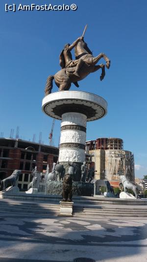 [P09] Piata Macedonia- statuia ecvestra Alexandru Macedon » foto by micutzu
 - 
<span class="allrVoted glyphicon glyphicon-heart hidden" id="av1063707"></span>
<a class="m-l-10 hidden" id="sv1063707" onclick="voting_Foto_DelVot(,1063707,10053)" role="button">șterge vot <span class="glyphicon glyphicon-remove"></span></a>
<a id="v91063707" class=" c-red"  onclick="voting_Foto_SetVot(1063707)" role="button"><span class="glyphicon glyphicon-heart-empty"></span> <b>LIKE</b> = Votează poza</a> <img class="hidden"  id="f1063707W9" src="/imagini/loader.gif" border="0" /><span class="AjErrMes hidden" id="e1063707ErM"></span>