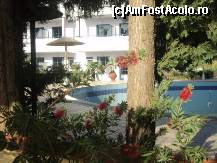 [P24] Hotelul Ioanis vazut din curtea studiolului Panorama » foto by flori_floricika
 - 
<span class="allrVoted glyphicon glyphicon-heart hidden" id="av377660"></span>
<a class="m-l-10 hidden" id="sv377660" onclick="voting_Foto_DelVot(,377660,10085)" role="button">șterge vot <span class="glyphicon glyphicon-remove"></span></a>
<a id="v9377660" class=" c-red"  onclick="voting_Foto_SetVot(377660)" role="button"><span class="glyphicon glyphicon-heart-empty"></span> <b>LIKE</b> = Votează poza</a> <img class="hidden"  id="f377660W9" src="/imagini/loader.gif" border="0" /><span class="AjErrMes hidden" id="e377660ErM"></span>