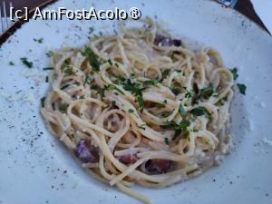 [P42] La Terrazza; spaghetti carbonara » foto by crismis
 - 
<span class="allrVoted glyphicon glyphicon-heart hidden" id="av1435769"></span>
<a class="m-l-10 hidden" id="sv1435769" onclick="voting_Foto_DelVot(,1435769,10168)" role="button">șterge vot <span class="glyphicon glyphicon-remove"></span></a>
<a id="v91435769" class=" c-red"  onclick="voting_Foto_SetVot(1435769)" role="button"><span class="glyphicon glyphicon-heart-empty"></span> <b>LIKE</b> = Votează poza</a> <img class="hidden"  id="f1435769W9" src="/imagini/loader.gif" border="0" /><span class="AjErrMes hidden" id="e1435769ErM"></span>