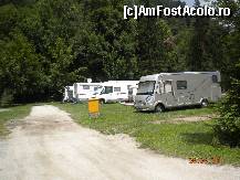 [P04] cateva caravane din Campingul Bled » foto by Alina Morar
 - 
<span class="allrVoted glyphicon glyphicon-heart hidden" id="av259368"></span>
<a class="m-l-10 hidden" id="sv259368" onclick="voting_Foto_DelVot(,259368,10273)" role="button">șterge vot <span class="glyphicon glyphicon-remove"></span></a>
<a id="v9259368" class=" c-red"  onclick="voting_Foto_SetVot(259368)" role="button"><span class="glyphicon glyphicon-heart-empty"></span> <b>LIKE</b> = Votează poza</a> <img class="hidden"  id="f259368W9" src="/imagini/loader.gif" border="0" /><span class="AjErrMes hidden" id="e259368ErM"></span>