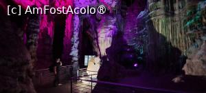 [P19] Gibraltar, peștera Saint Michael » foto by irinad
 - 
<span class="allrVoted glyphicon glyphicon-heart hidden" id="av1516144"></span>
<a class="m-l-10 hidden" id="sv1516144" onclick="voting_Foto_DelVot(,1516144,10280)" role="button">șterge vot <span class="glyphicon glyphicon-remove"></span></a>
<a id="v91516144" class=" c-red"  onclick="voting_Foto_SetVot(1516144)" role="button"><span class="glyphicon glyphicon-heart-empty"></span> <b>LIKE</b> = Votează poza</a> <img class="hidden"  id="f1516144W9" src="/imagini/loader.gif" border="0" /><span class="AjErrMes hidden" id="e1516144ErM"></span>