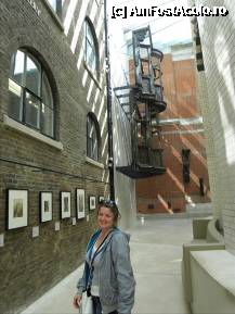 [P116] Victoria and Albert Museum. Un vechi exterior devenit interior. » foto by TraianS
 - 
<span class="allrVoted glyphicon glyphicon-heart hidden" id="av223046"></span>
<a class="m-l-10 hidden" id="sv223046" onclick="voting_Foto_DelVot(,223046,10282)" role="button">șterge vot <span class="glyphicon glyphicon-remove"></span></a>
<a id="v9223046" class=" c-red"  onclick="voting_Foto_SetVot(223046)" role="button"><span class="glyphicon glyphicon-heart-empty"></span> <b>LIKE</b> = Votează poza</a> <img class="hidden"  id="f223046W9" src="/imagini/loader.gif" border="0" /><span class="AjErrMes hidden" id="e223046ErM"></span>