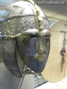 [P129] Sutton Hoo ship-burial helmet - Replica. Asa arata coiful nou. Lucratura de mare finete. » foto by TraianS
 - 
<span class="allrVoted glyphicon glyphicon-heart hidden" id="av239046"></span>
<a class="m-l-10 hidden" id="sv239046" onclick="voting_Foto_DelVot(,239046,10282)" role="button">șterge vot <span class="glyphicon glyphicon-remove"></span></a>
<a id="v9239046" class=" c-red"  onclick="voting_Foto_SetVot(239046)" role="button"><span class="glyphicon glyphicon-heart-empty"></span> <b>LIKE</b> = Votează poza</a> <img class="hidden"  id="f239046W9" src="/imagini/loader.gif" border="0" /><span class="AjErrMes hidden" id="e239046ErM"></span>